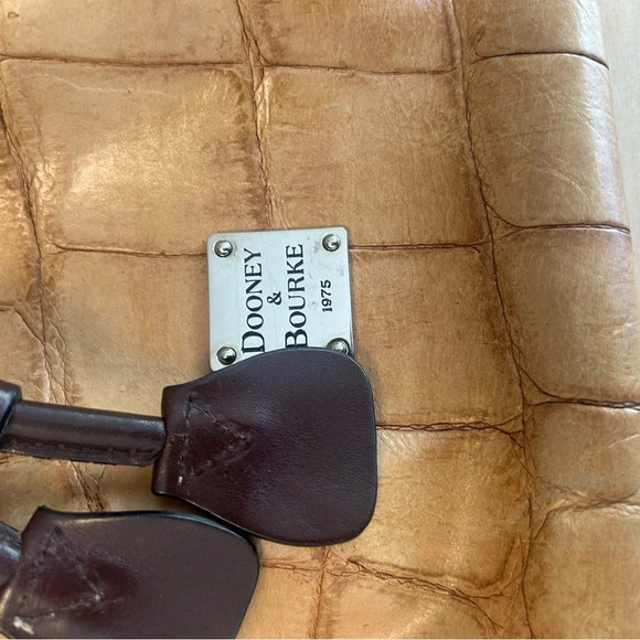 Dooney and Bourke pebble cinched drawstring leather purse vintage good condition - Picture 12 of 16